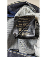 La garantie Once Again : 575135 vêtements d'occasion de marque en état irréprochable.