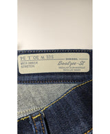 Le choix intelligent pour la mode durable, cette pièce 575150 Once Again allie parfait état et prix abordable.