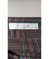 575213 Once Again, la référence de la friperie en ligne pour des achats de vêtements d'occasion sans souci et en état parfait.