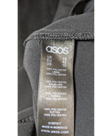 Expérience d'achat simple et satisfaisante pour cette fripe 575250 de qualité, offert par Once Again.