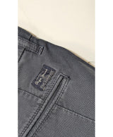 Le choix intelligent pour la mode durable, cette pièce 575670 Once Again allie parfait état et prix abordable.