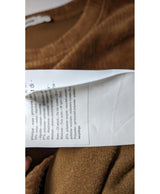 Élégance responsable avec cette pièce vintage 575935 en parfait état, sélectionnée par Once Again.