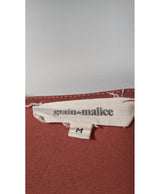 Expérience d'achat simple et satisfaisante pour cette fripe 576176 de qualité, offert par Once Again.