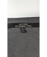 576249 Once Again, la référence de la friperie en ligne pour des achats de vêtements d'occasion sans souci et en état parfait.