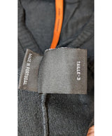 Expérience d'achat simple et satisfaisante pour cette fripe 576299 de qualité, offert par Once Again.
