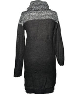 576989 Once Again, la référence de la friperie en ligne pour des achats de vêtements d'occasion sans souci et en état parfait.
