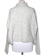 Expérience d'achat simple et satisfaisante pour cette fripe 577595 de qualité, offert par Once Again.