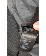 Expérience d'achat simple et satisfaisante pour cette fripe 577996 de qualité, offert par Once Again.