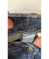 Élégance responsable avec cette pièce vintage 578360 en parfait état, sélectionnée par Once Again.