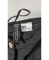 Expérience d'achat simple et satisfaisante pour cette fripe 578574 de qualité, offert par Once Again.