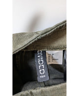 578628 Once Again, la référence de la friperie en ligne pour des achats de vêtements d'occasion sans souci et en état parfait.