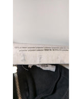 Expérience d'achat simple et satisfaisante pour cette fripe 578641 de qualité, offert par Once Again.