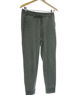136919 Pantalons et pantacourts UNIQLO Occasion Once Again Friperie en ligne