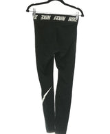 144901 Pantalons et pantacourts NIKE Occasion Vêtement occasion seconde main