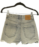 159986 Shorts et bermudas STRADIVARIUS Occasion Vêtement occasion seconde main