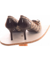 301107 Chaussures GUESS Occasion Vêtement occasion seconde main