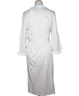 256768 Once Again, la référence de la friperie en ligne pour des achats de vêtements d'occasion sans souci et en état parfait.