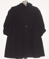 434882 Once Again, la référence de la friperie en ligne pour des achats de vêtements d'occasion sans souci et en état parfait.