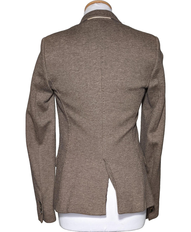 Once Again présente : 446571 mode éco-responsables, confort et style accessible.