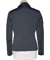 La garantie Once Again : 448611 vêtements d'occasion de marque en état irréprochable.