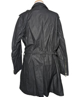 454669 Once Again, la référence de la friperie en ligne pour des achats de vêtements d'occasion sans souci et en état parfait.
