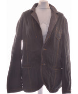La garantie Once Again : 456209 vêtements d'occasion de marque en état irréprochable.