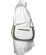 534118 Sacs GUESS Occasion Vêtement occasion seconde main