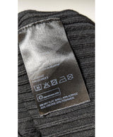 Expérience d'achat simple et satisfaisante pour cette fripe 544523 de qualité, offert par Once Again.