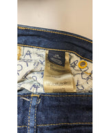 Le choix intelligent pour la mode durable, cette pièce 546550 Once Again allie parfait état et prix abordable.