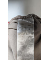 La garantie Once Again : 546606 vêtements d'occasion de marque en état irréprochable.