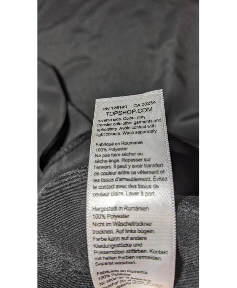 Élégance responsable avec cette pièce vintage 548517 en parfait état, sélectionnée par Once Again.