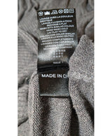 548601 Once Again, la référence de la friperie en ligne pour des achats de vêtements d'occasion sans souci et en état parfait.