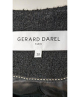 La garantie Once Again : 548636 vêtements d'occasion de marque en état irréprochable.