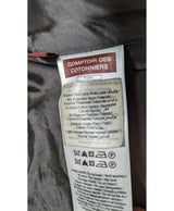La garantie Once Again : 548668 vêtements d'occasion de marque en état irréprochable.