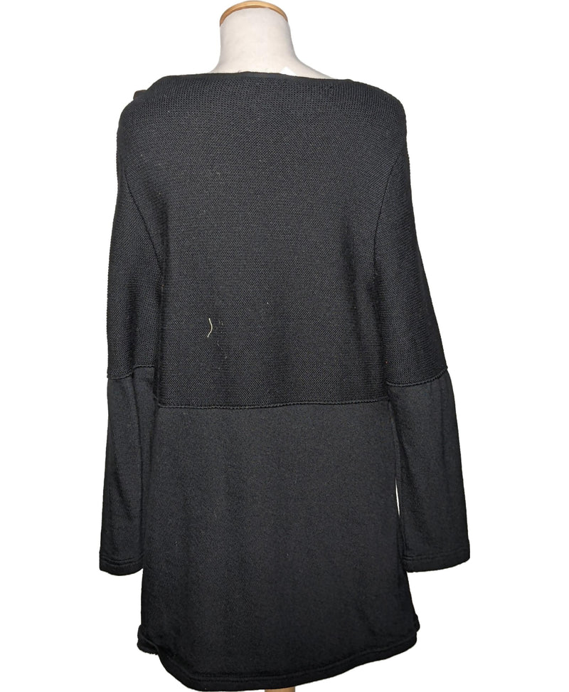 Expérience d'achat simple et satisfaisante pour cette fripe 549887 de qualité, offert par Once Again.