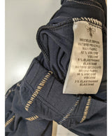 549968 Once Again, la référence de la friperie en ligne pour des achats de vêtements d'occasion sans souci et en état parfait.