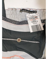 Le choix intelligent pour la mode durable, cette pièce 549985 Once Again allie parfait état et prix abordable.