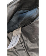Shopping simplifié avec Once Again pour 550619 : trouvez des pièces uniques en très bon état en quelques clics.