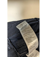 La garantie Once Again : 554553 vêtements d'occasion de marque en état irréprochable.
