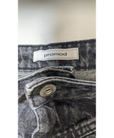 La garantie Once Again : 554560 vêtements d'occasion de marque en état irréprochable.