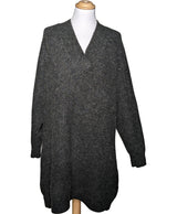 La garantie Once Again : 556549 vêtements d'occasion de marque en état irréprochable.