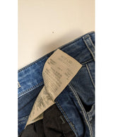 556593 Once Again, la référence de la friperie en ligne pour des achats de vêtements d'occasion sans souci et en état parfait.