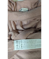 556623 Once Again, la référence de la friperie en ligne pour des achats de vêtements d'occasion sans souci et en état parfait.