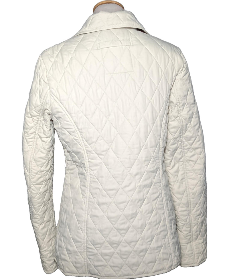 Expérience d'achat simple et satisfaisante pour cette fripe 558367 de qualité, offert par Once Again.