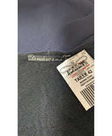 558450 Once Again, la référence de la friperie en ligne pour des achats de vêtements d'occasion sans souci et en état parfait.