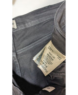Le choix intelligent pour la mode durable, cette pièce 558569 Once Again allie parfait état et prix abordable.
