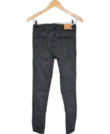 La garantie Once Again : 558615 vêtements d'occasion de marque en état irréprochable.