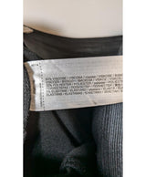 Expérience d'achat simple et satisfaisante pour cette fripe 560063 de qualité, offert par Once Again.