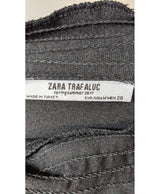 Expérience d'achat simple et satisfaisante pour cette fripe 560064 de qualité, offert par Once Again.