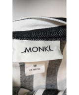 Le choix intelligent pour la mode durable, cette pièce 560210 Once Again allie parfait état et prix abordable.